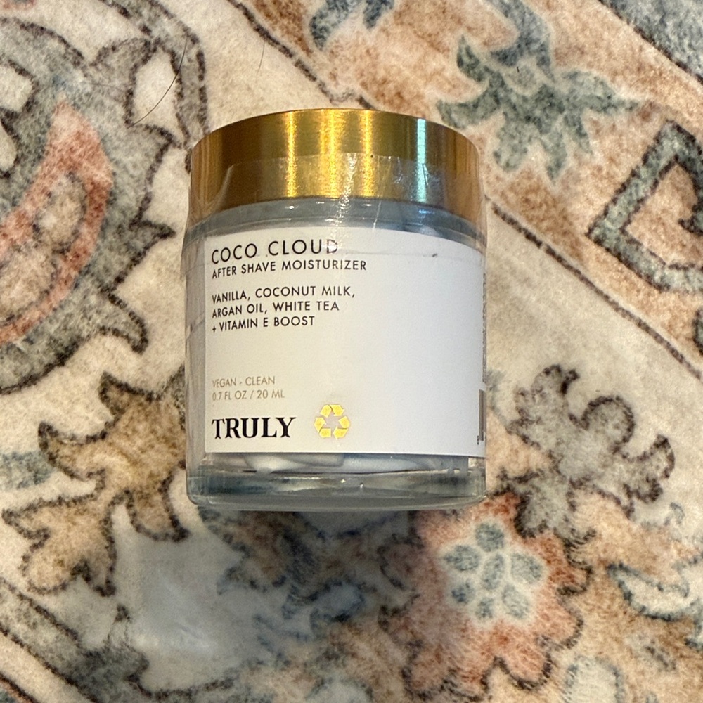 TRULY Coco Cloud After Shave Moisturizer (0.7 oz)